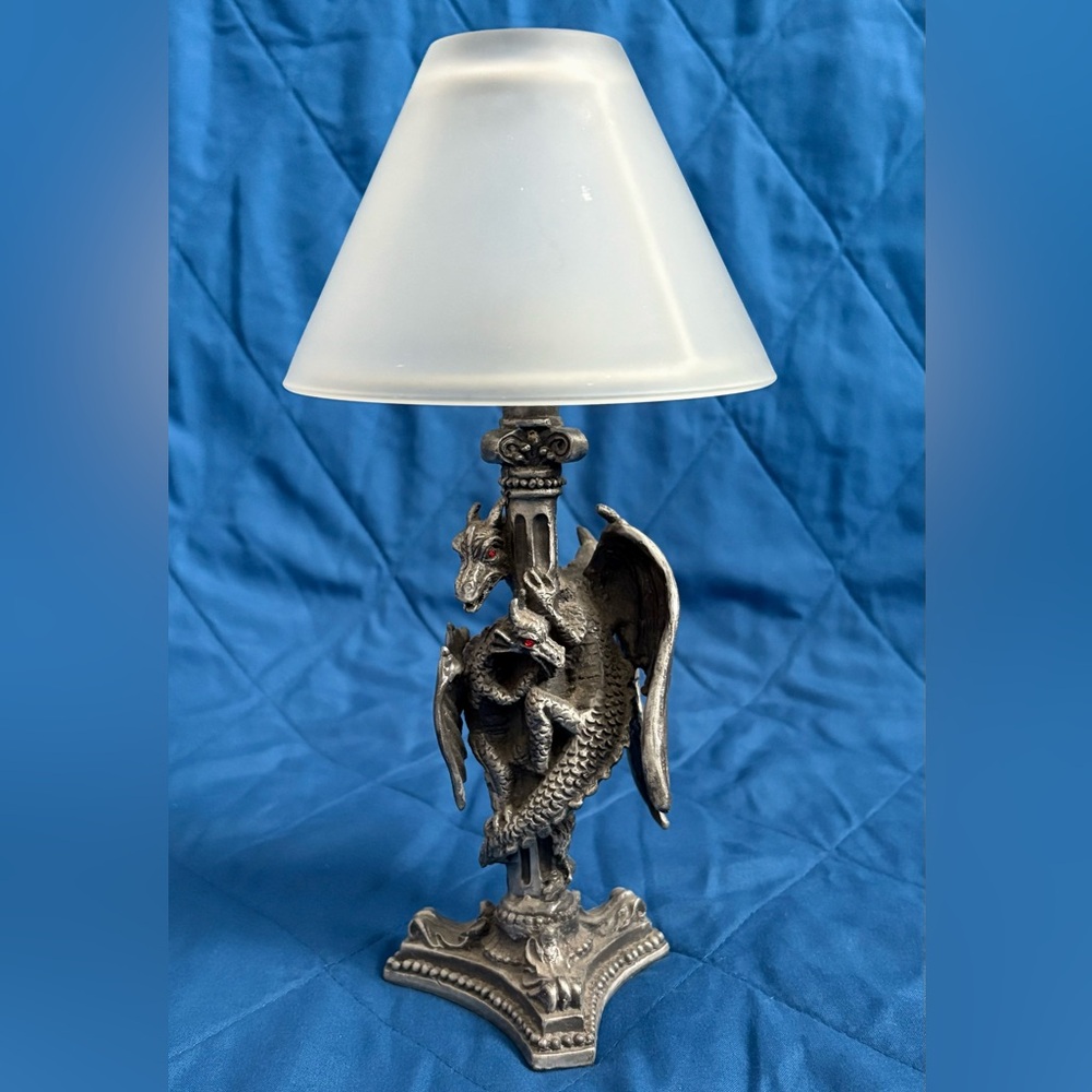 Gothic Twin Dragon Red Jewel Eyes Tealight Candle Holder Lamp Frosted Glass